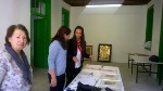 Here two photos some days earlier preparing the exhibition